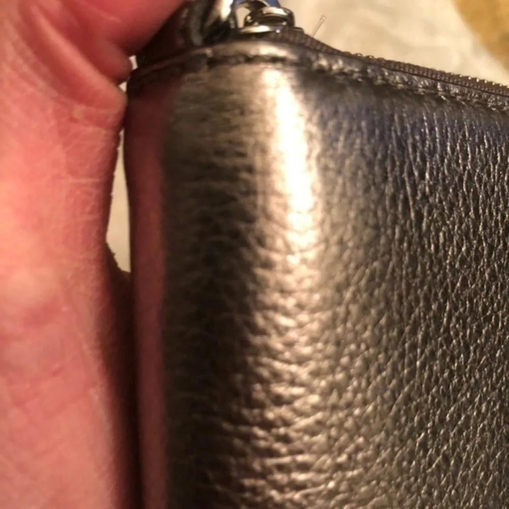 Michael kors silver metallic clutch zipper wall wristlet